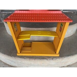 Vintage Barbie Loves McDonalds 1982 Playset No Accessories